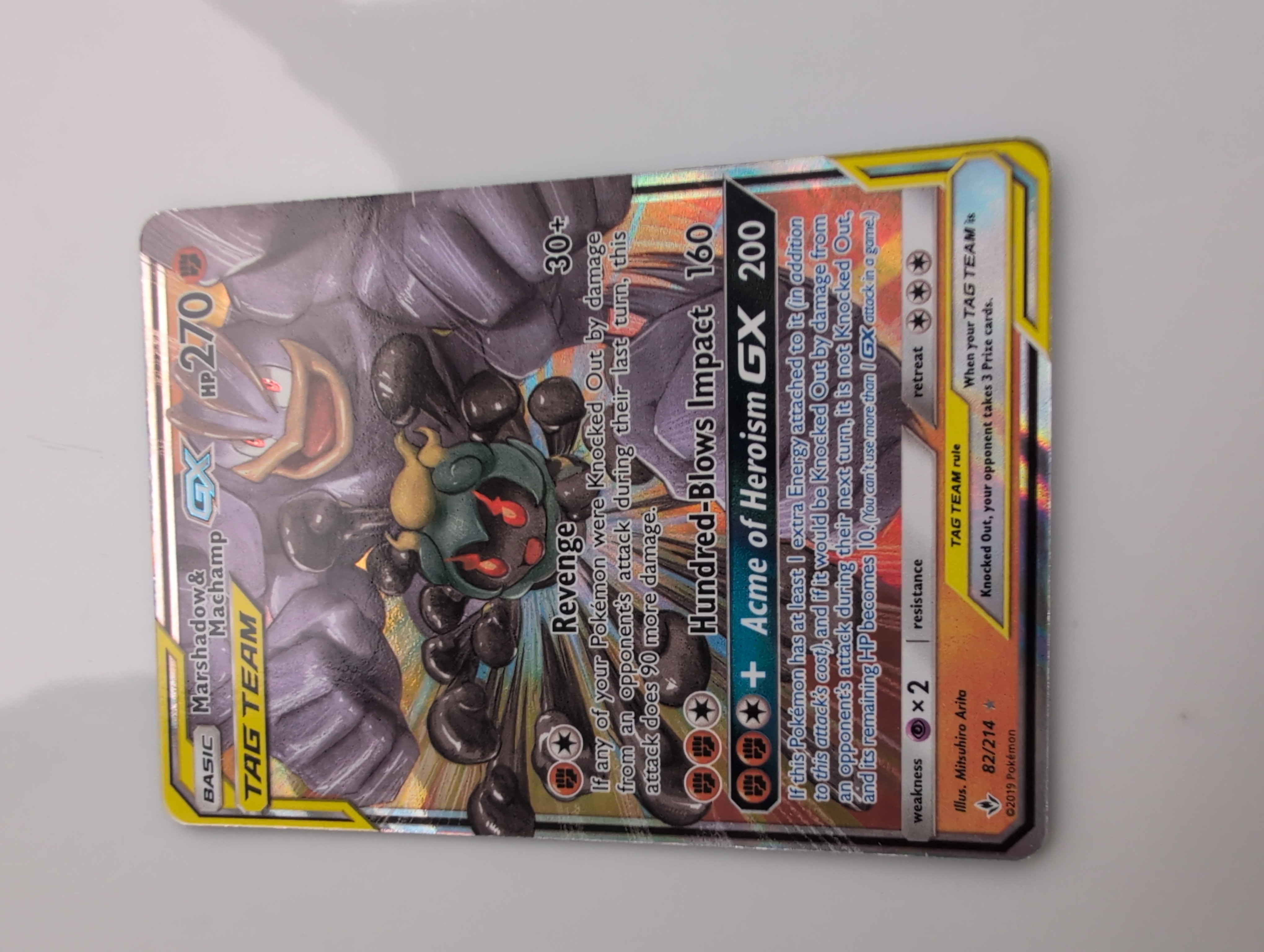 Forside av Marshadow & Machamp GX